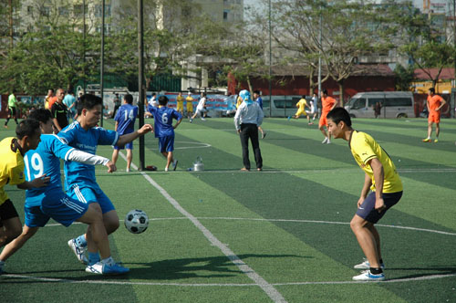Khai mạc Giải bóng đá truyền thống VNPT năm 2015